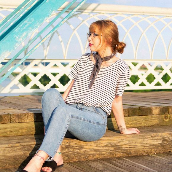 Meet your Posher, Victoria - Picture 1 of 1